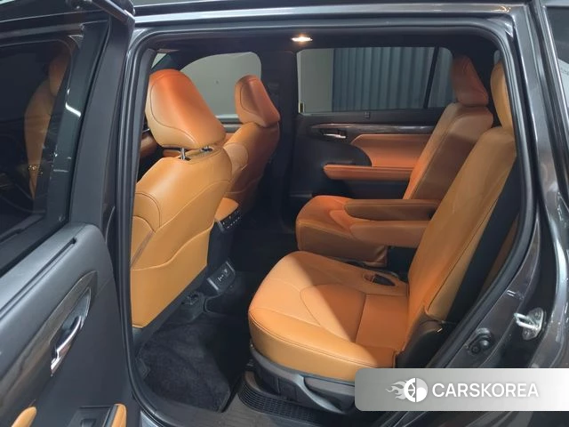 Toyota Highlander 4th Generation 2025 Серый из Кореи, фото 2