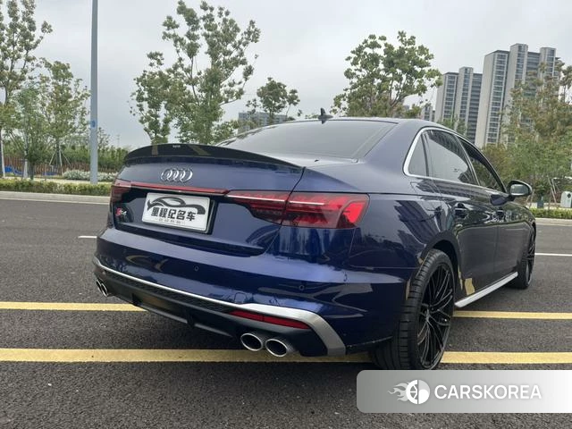 Audi S4 2022 Синий из Китая, фото 2