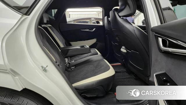 Kia EV6 2022 Белый из Кореи, фото 2