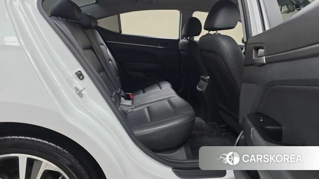 Hyundai Avante AD 2018 Белый из Кореи, фото 2
