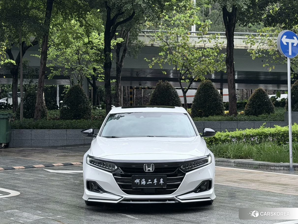 Honda Accord 2021 Белый из Китая, фото 2