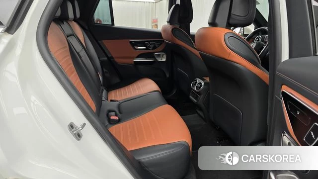 Mercedes-Benz GLC-Class X254 2024 Белый из Кореи, фото 2