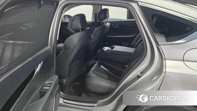 Genesis G80 (RG3) 2021 Серебряный из Кореи, фото 2