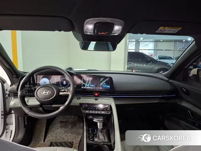 Hyundai The New Avante (CN7) 2024 Белый из Кореи, фото 2