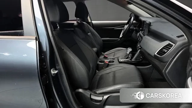 Kia Seltos 2020 Серый из Кореи, фото 2