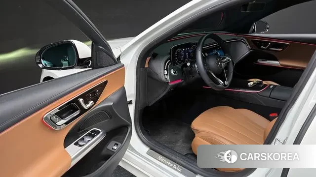 Mercedes-Benz E-Class W214 2024 Белый из Кореи, фото 2