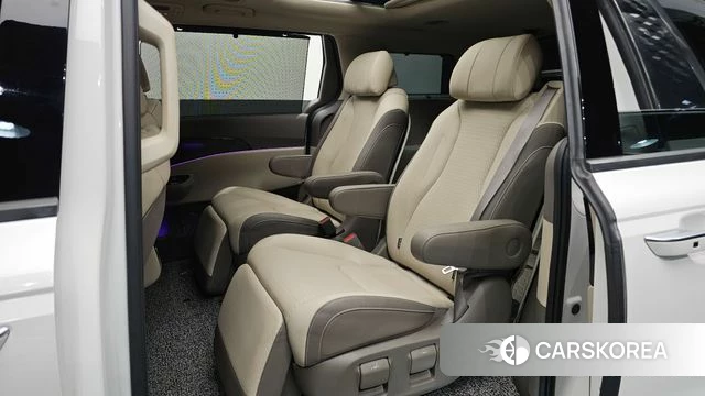 Kia Carnival 4th generation 2023 Белый из Кореи, фото 2