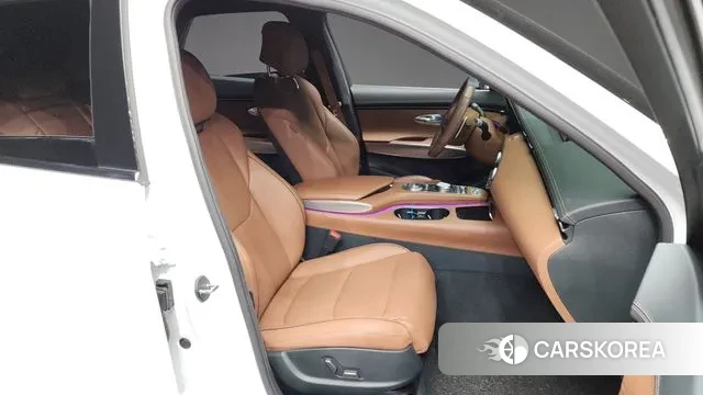 Genesis GV70 2021 Белый из Кореи, фото 2