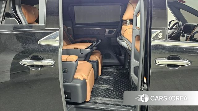 Toyota Alphard 4th Generation 2025 Черный из Кореи, фото 2