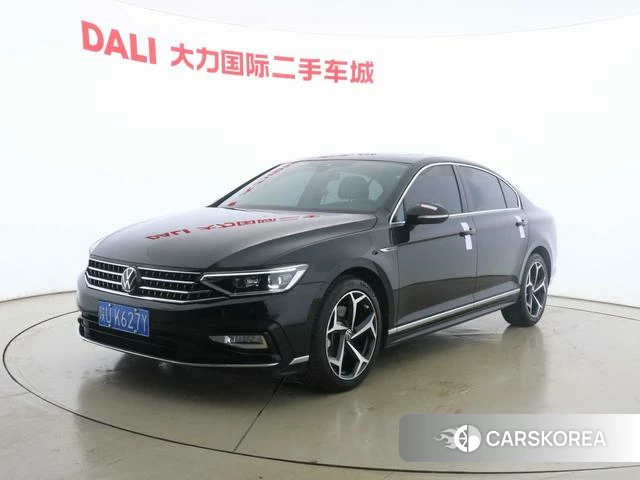 Volkswagen Magotan 2023 Черный из Китая, фото 2