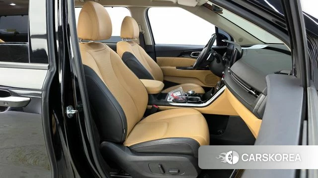 Kia Carnival 4th generation 2022 Черный из Кореи, фото 2