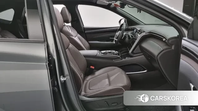 Hyundai Tucson (NX4) 2023 Серый из Кореи, фото 2