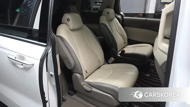 Kia The New Carnival 4th Generation 2025 Белый из Кореи, фото 2