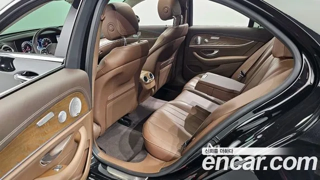 Mercedes-Benz E-Class W213 2020 Черный из Кореи, фото 2