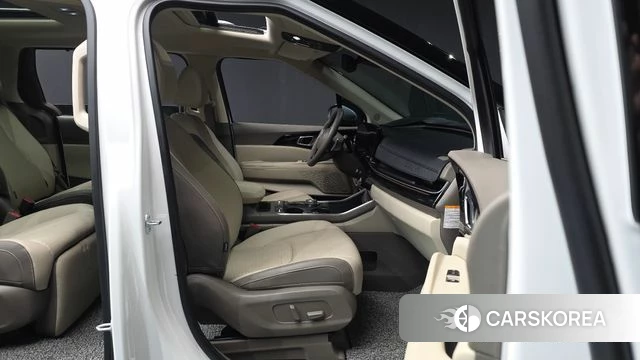 Kia The New Carnival 4th Generation 2024 Белый из Кореи, фото 2