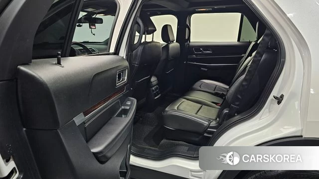 Ford Explorer 2018 Белый из Кореи, фото 2
