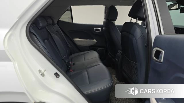 Hyundai Venue 2022 Белый из Кореи, фото 2