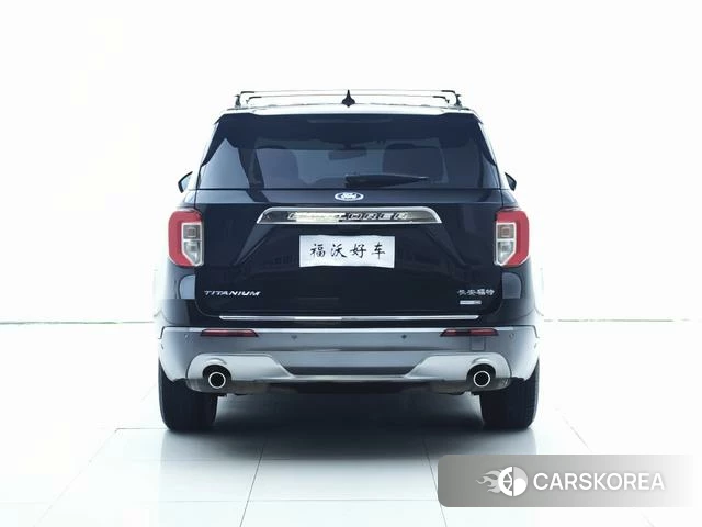 Ford Explorer 2021 Черный из Китая, фото 2