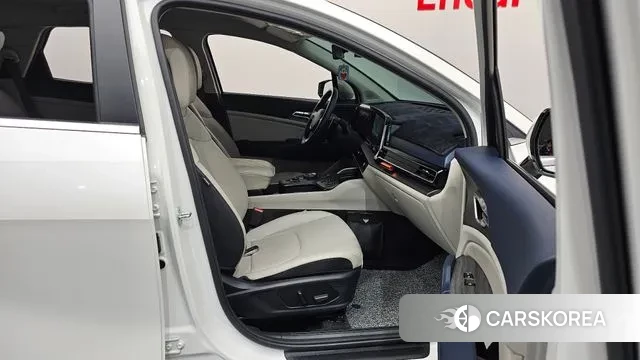 Kia Sportage 5th Generation 2022 Белый из Кореи, фото 2