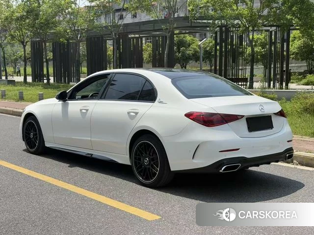 Mercedes-Benz Class C 2022 Белый из Китая, фото 2