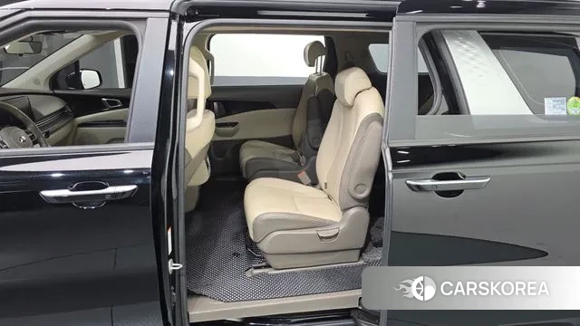 Kia Carnival 4th generation 2020 Черный из Кореи, фото 2