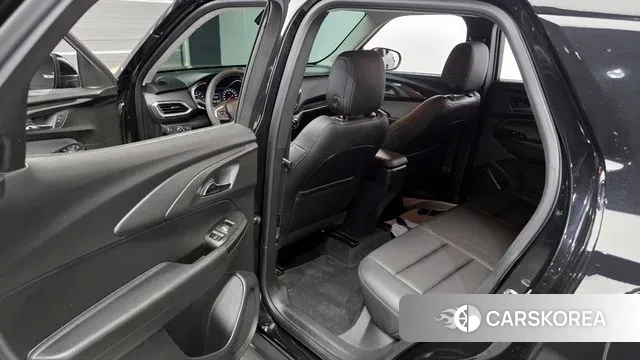 Chevrolet (GM Daewoo) Trailblazer 2021 Черный из Кореи, фото 2