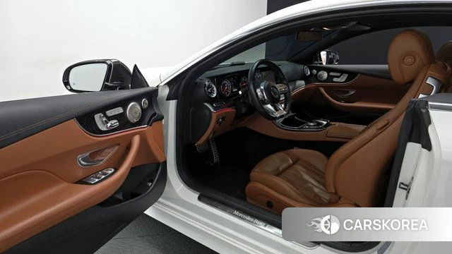 Mercedes-Benz E-Class W213 2018 Белый из Кореи, фото 2