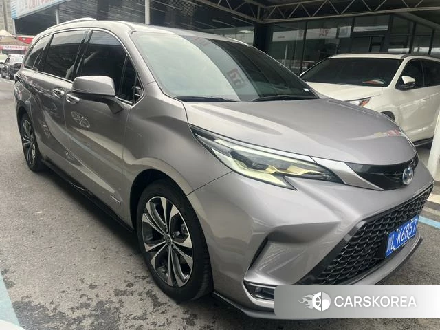 Toyota Grevia 2023 Серебристо-серый из Китая, фото 2