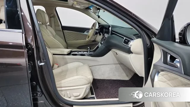 Genesis G70 2018 Коричневый из Кореи, фото 2