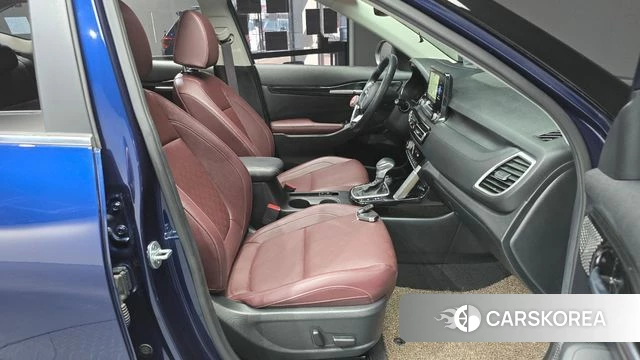 Kia Seltos 2019 Синий из Кореи, фото 2
