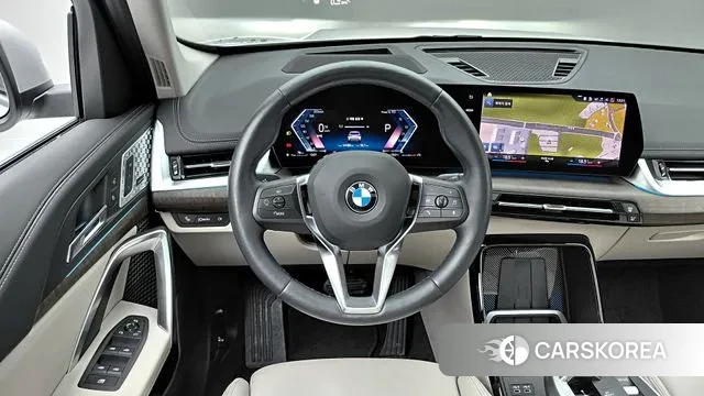 BMW X1 (U11) 2023 Белый из Кореи, фото 2