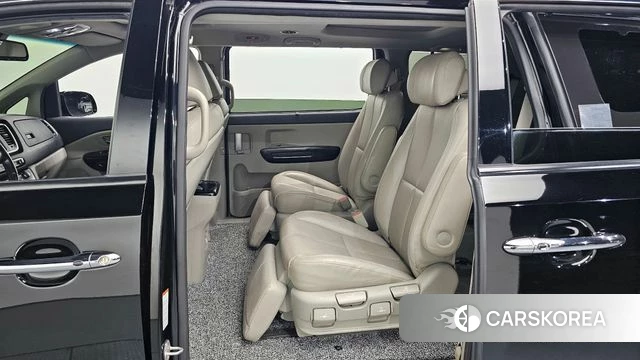 Kia The New Carnival 2018 Черный из Кореи, фото 2