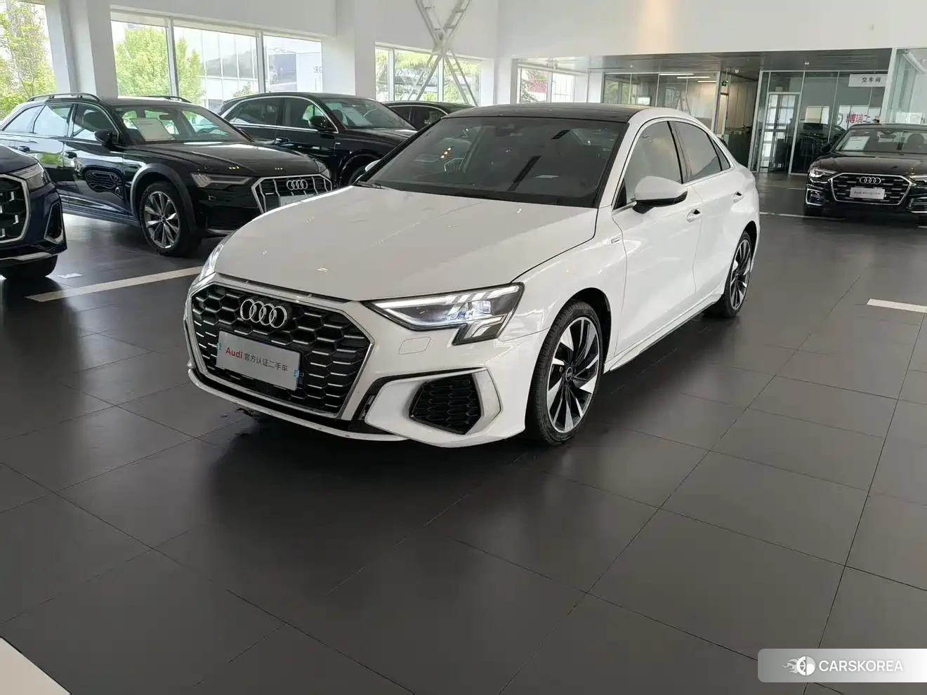 Audi A3 2024 Белый из Китая, фото 2