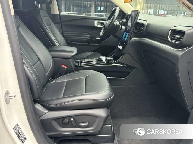 Ford Explorer 2021 Белый из Китая, фото 2