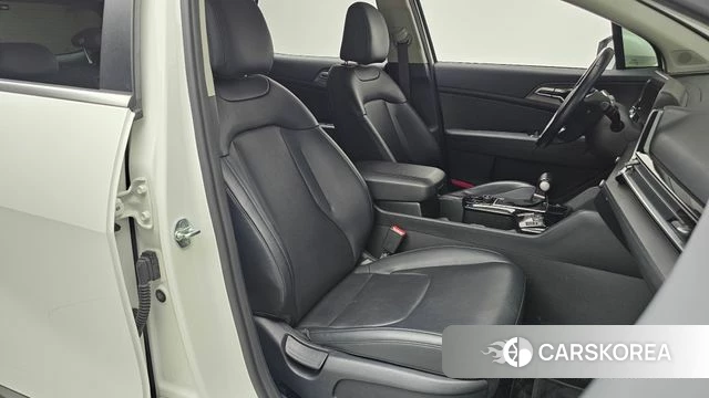 Kia Sportage 5th Generation 2022 Белый из Кореи, фото 2