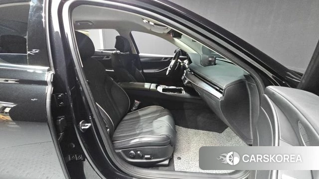 Genesis G80 (RG3) 2021 Черный из Кореи, фото 2