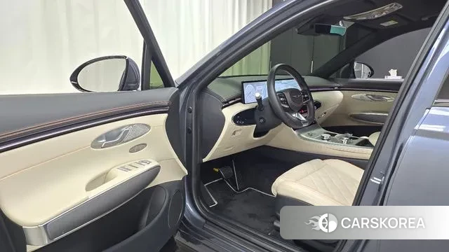 Genesis GV70 2024 Синий из Кореи, фото 2