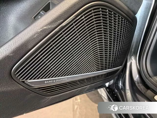 Audi S4 2023 Темно-серый из Китая, фото 2