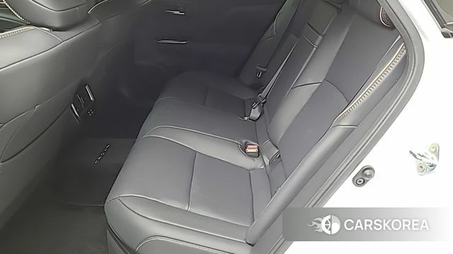 Toyota Crown Crossover 2024 Белый из Кореи, фото 2