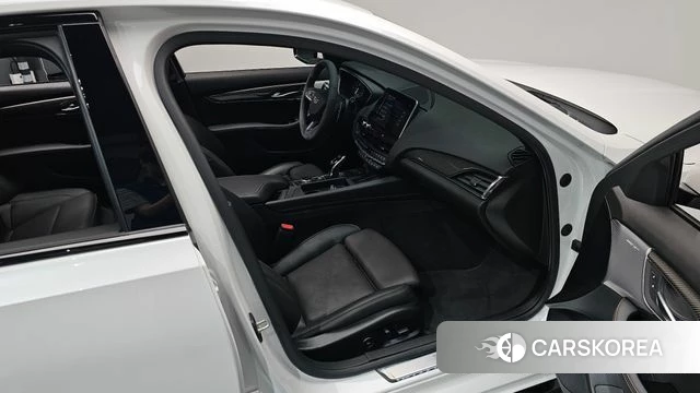 Cadillac CT5 2020 Белый из Кореи, фото 2