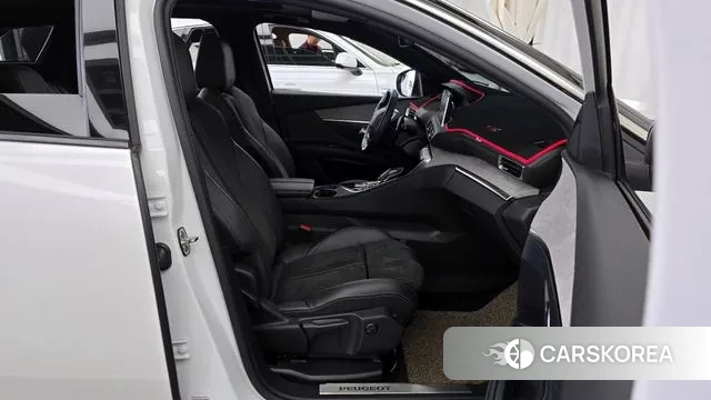 Peugeot 3008 second generation 2021 Белый из Кореи, фото 2