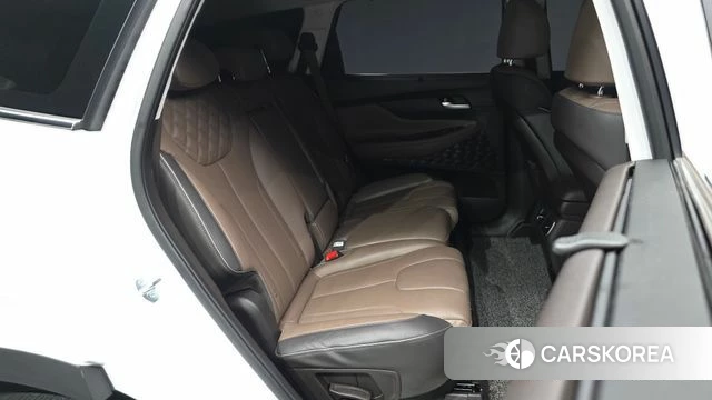 Hyundai The New Santa Fe 2023 Белый из Кореи, фото 2