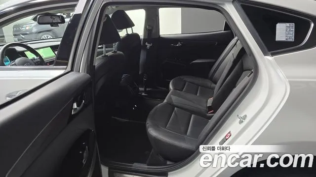 Kia K7 Premier Hybrid 2019 Белый из Кореи, фото 2