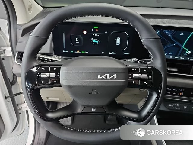 Kia The New Carnival 4th Generation 2025 Белый из Кореи, фото 2