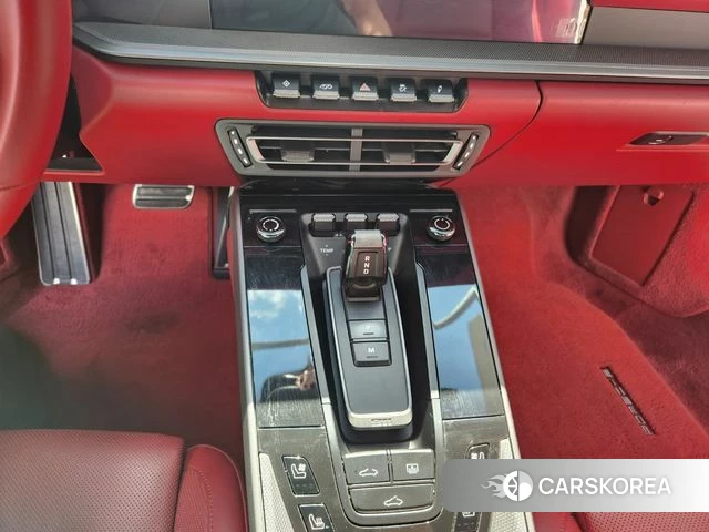 Porsche 911(992) 2022 Белый из Кореи, фото 2