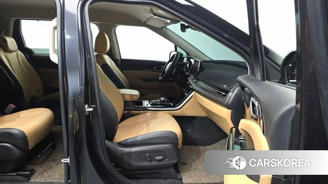 Kia Carnival 4th generation 2023 Серый из Кореи, фото 2