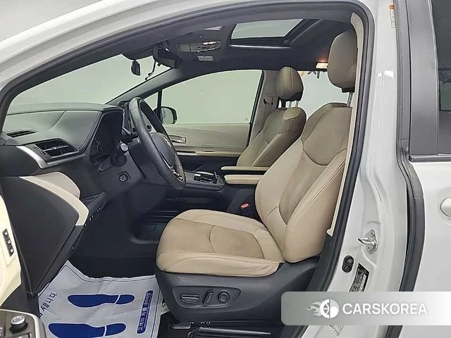 Toyota Sienna 4th Generation 2022 Белый из Кореи, фото 2