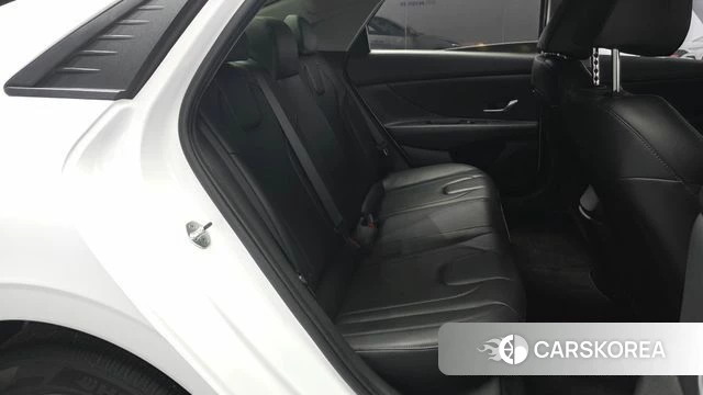 Hyundai Avante (CN7) 2022 Белый из Кореи, фото 2