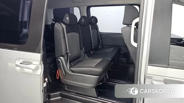 Hyundai Staria 2025 Серебристо-серый из Кореи, фото 2