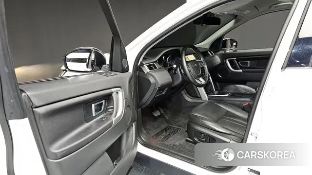 Land Rover Discovery Sports 2018 Белый из Кореи, фото 2